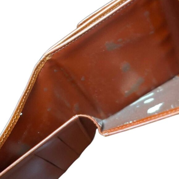 Louis Vuitton Epi Leather Wallet – Brown Bifold with Coin Pocket, Pre-Owned - Picture 5 of 10
